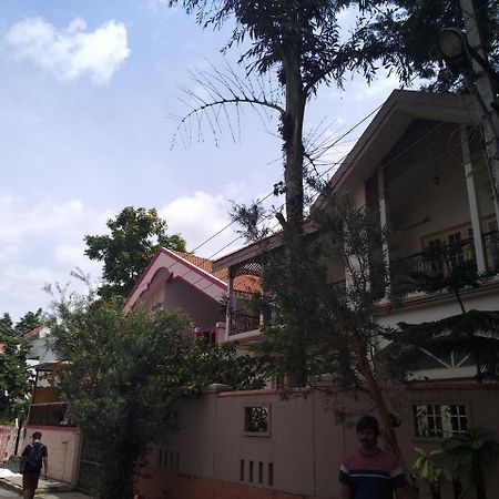 Hackerpacker Backpackers Hostel Bangalore Eksteriør billede