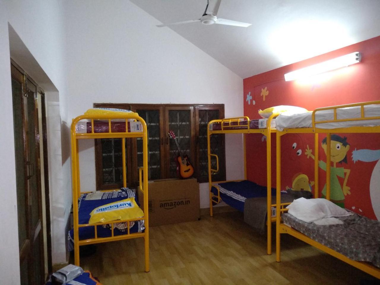 Hackerpacker Backpackers Hostel Bangalore Værelse billede