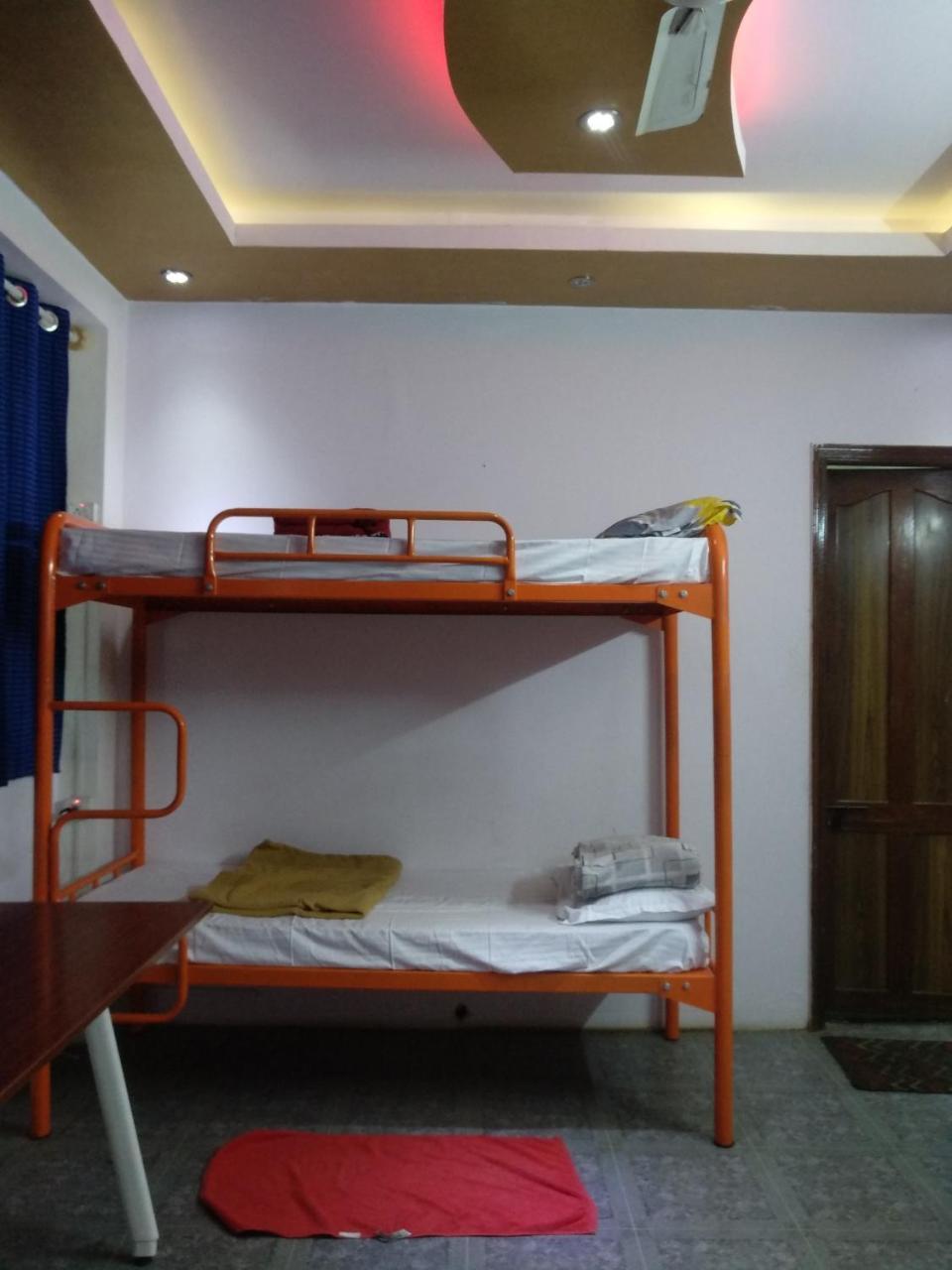 Hackerpacker Backpackers Hostel Bangalore Værelse billede